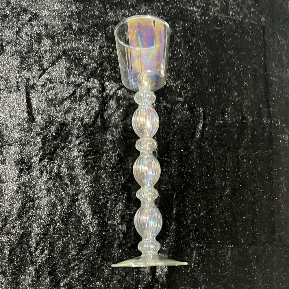 Elegant Iridescent Glass Candle Holder Light weight glass $12 - Picture 5 of 6